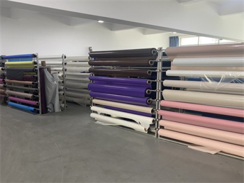 聚氨酯TPU薄膜透明磨砂流延吹膜浴缸服裝箱包用